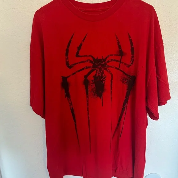 The Amazing Spider-Man Red Black Spider Graphic tee Size 2XL - Picture 2 of 4